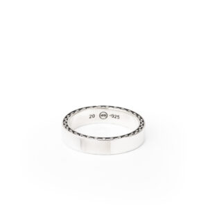 343 19 -  Buddha George small smooth ring zilver